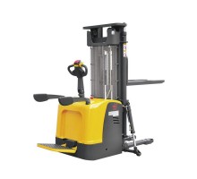 Высотный электроштабелер 2 т 5,6 м XILIN CDDK20 Li-ion (с платформой)